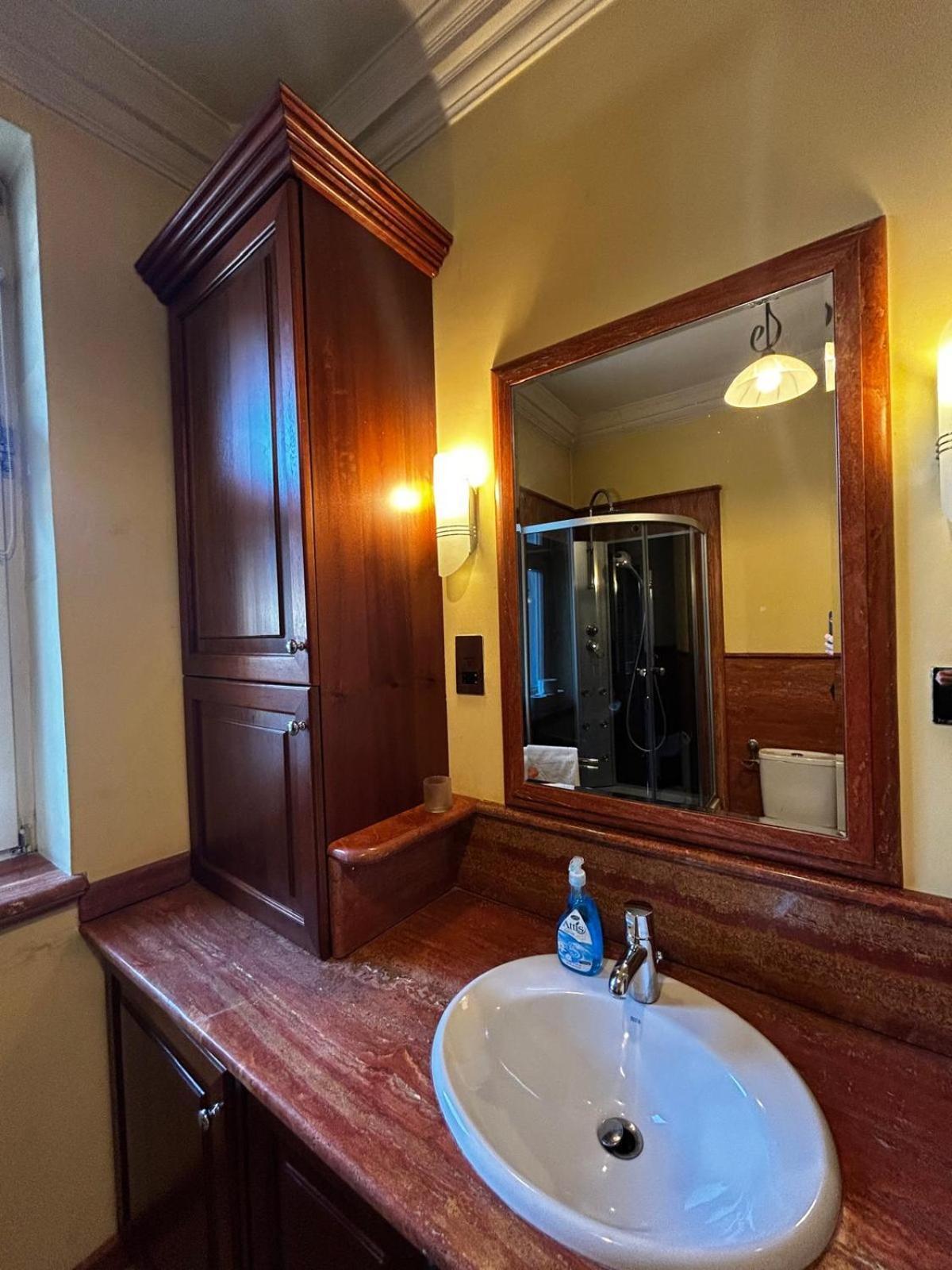Royal Apartment Красков Екстериор снимка